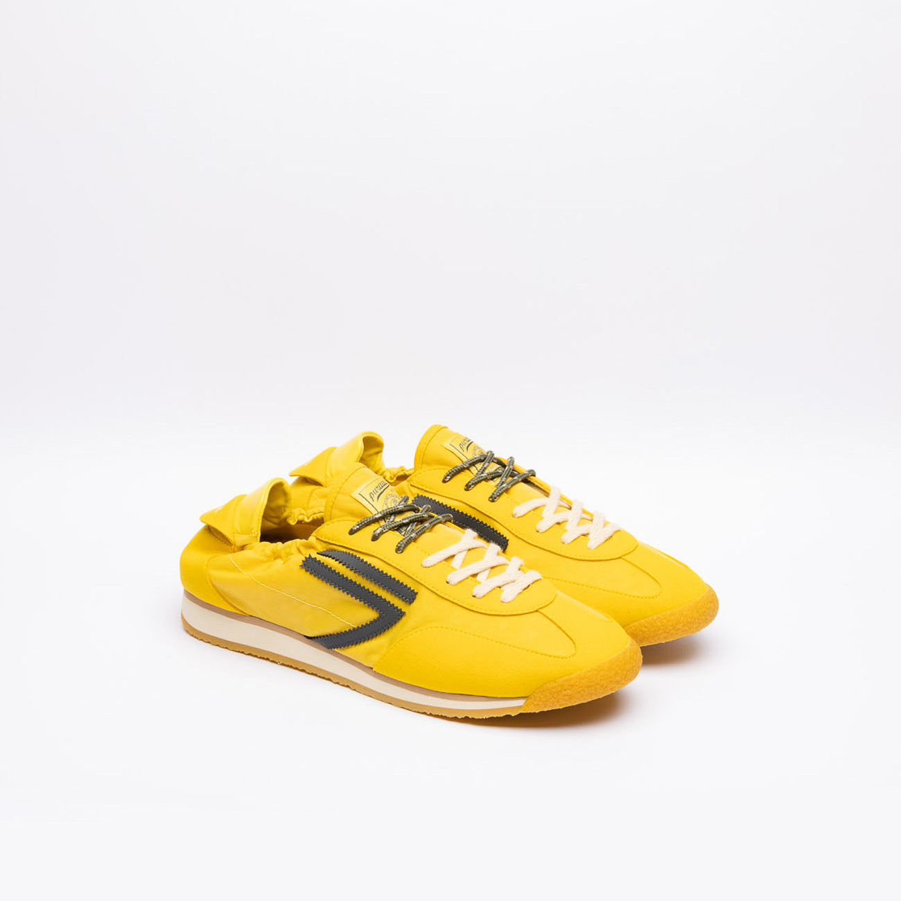 Puraai Basil eco-friendly sneaker in yellow fabric