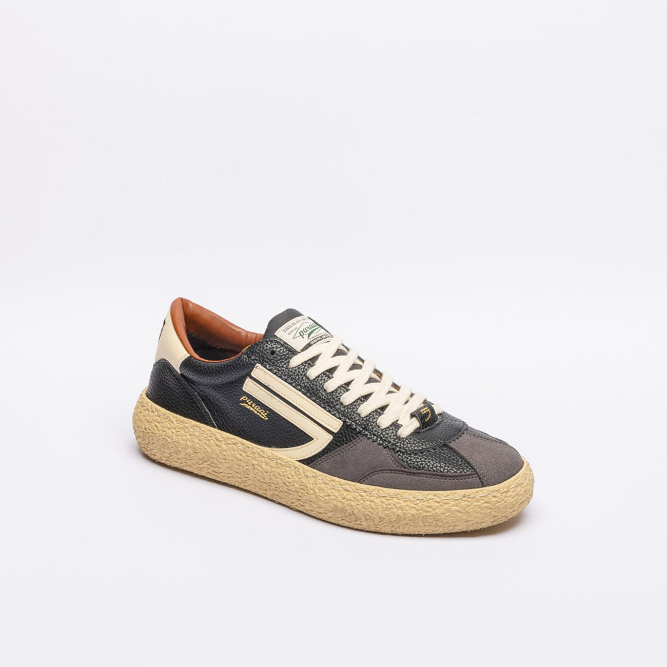 Sneaker eco-friendly Puraai Eclipse in pelle nera