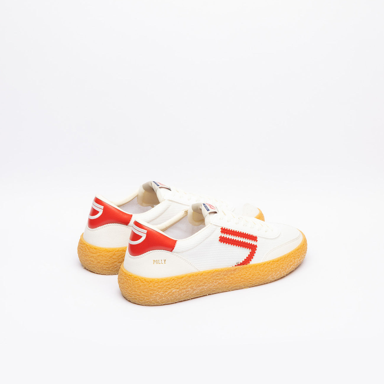 Puraai Apple eco-friendly sneaker in white fabric and red logo