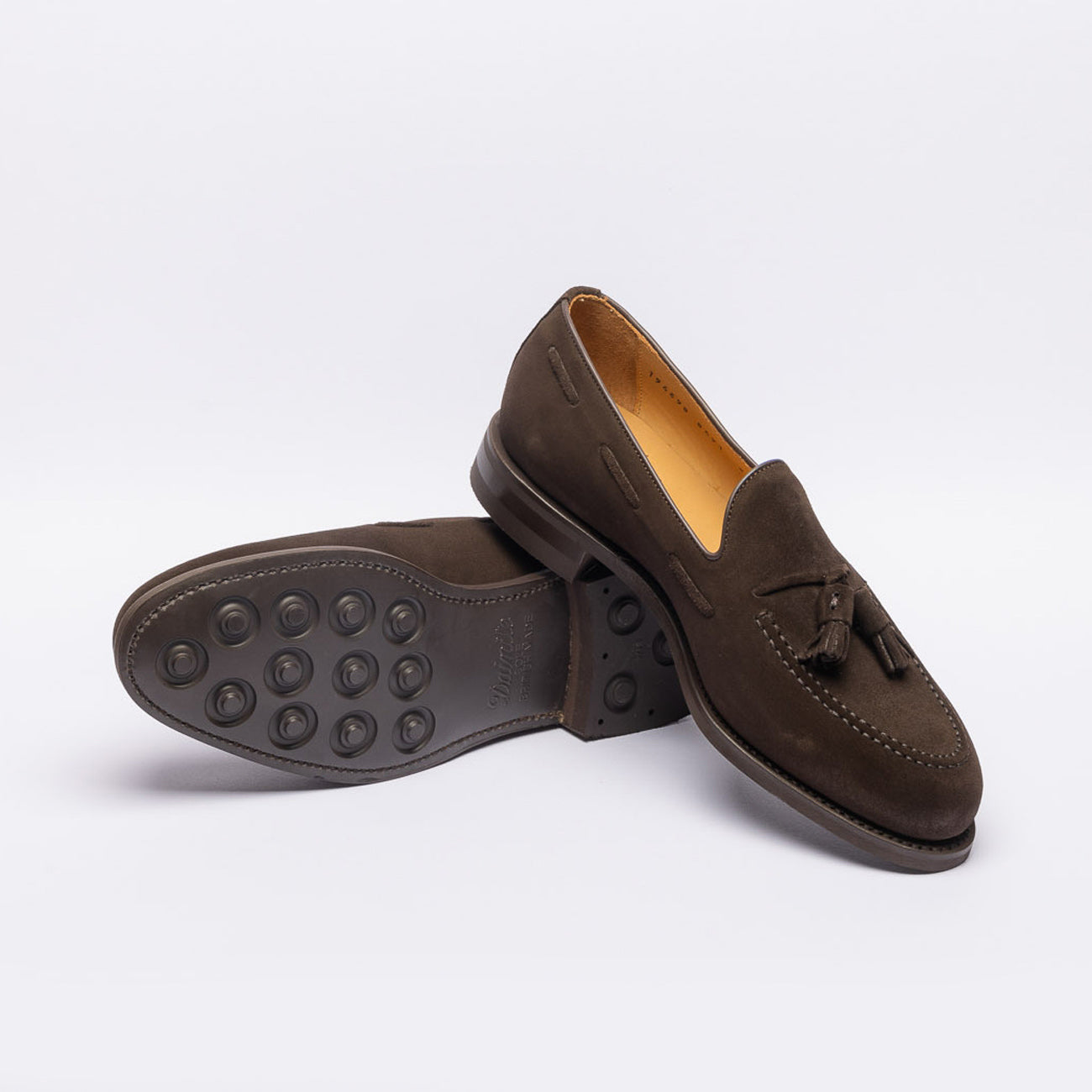 Mocassino con nappine Berwick 8491 in camoscio marrone (Suola Dainite)