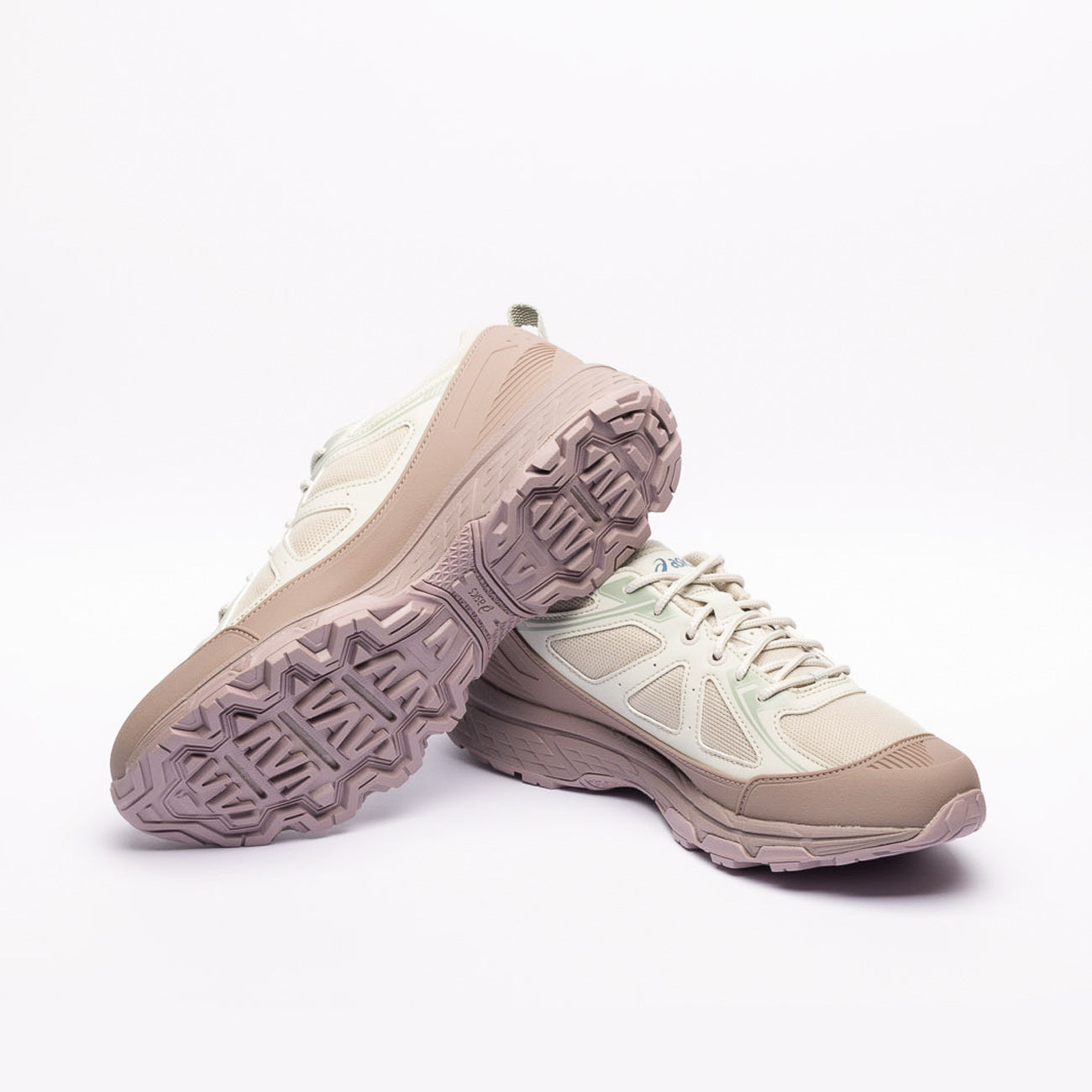 Asics Gel-Venture 6 Shield trail running sneaker in cream fabric and pink TPU