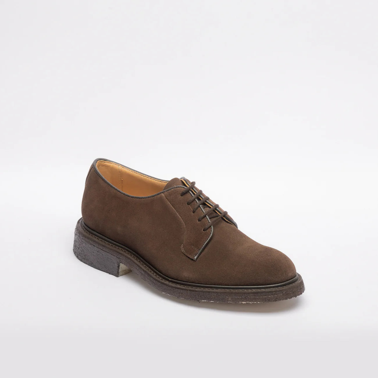 Stringata derby Tricker's Robert in camoscio marrone (Suola Para)