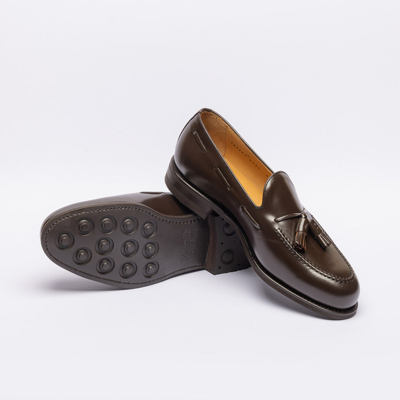 Mocassino con nappine Berwick 8491 in pelle spazzolata marrone (Suola Dainite)