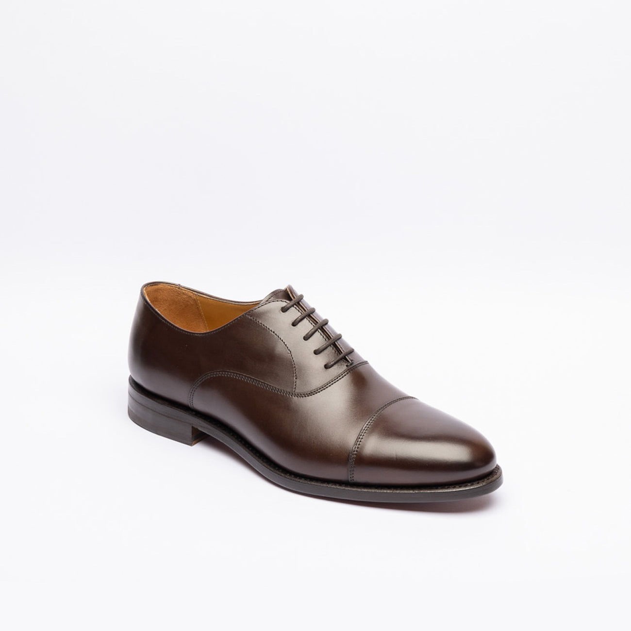 Stringata oxford Berwick 3010 in pelle marrone