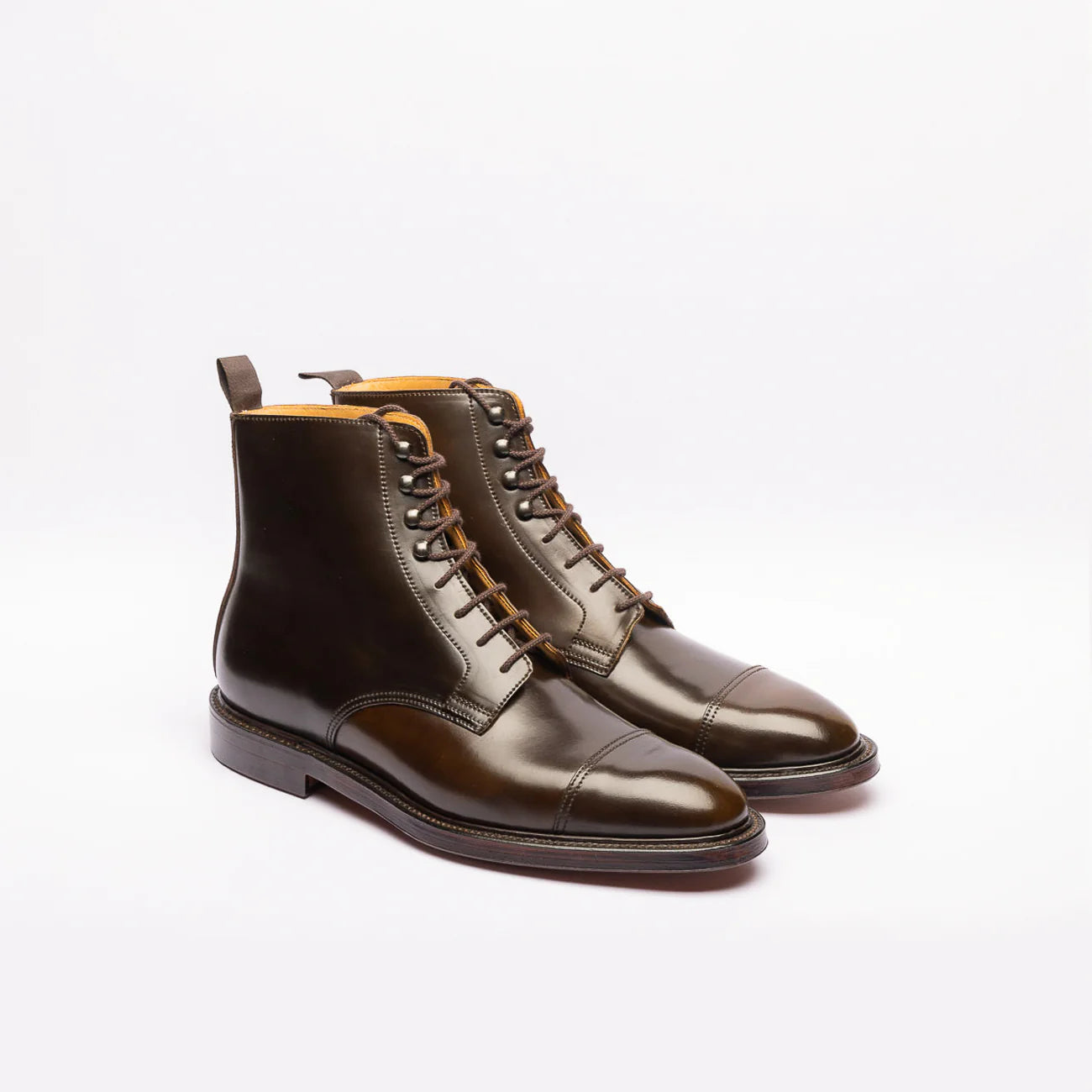 Stivale derby Crockett & Jones Harlech in pelle di cavallo marrone