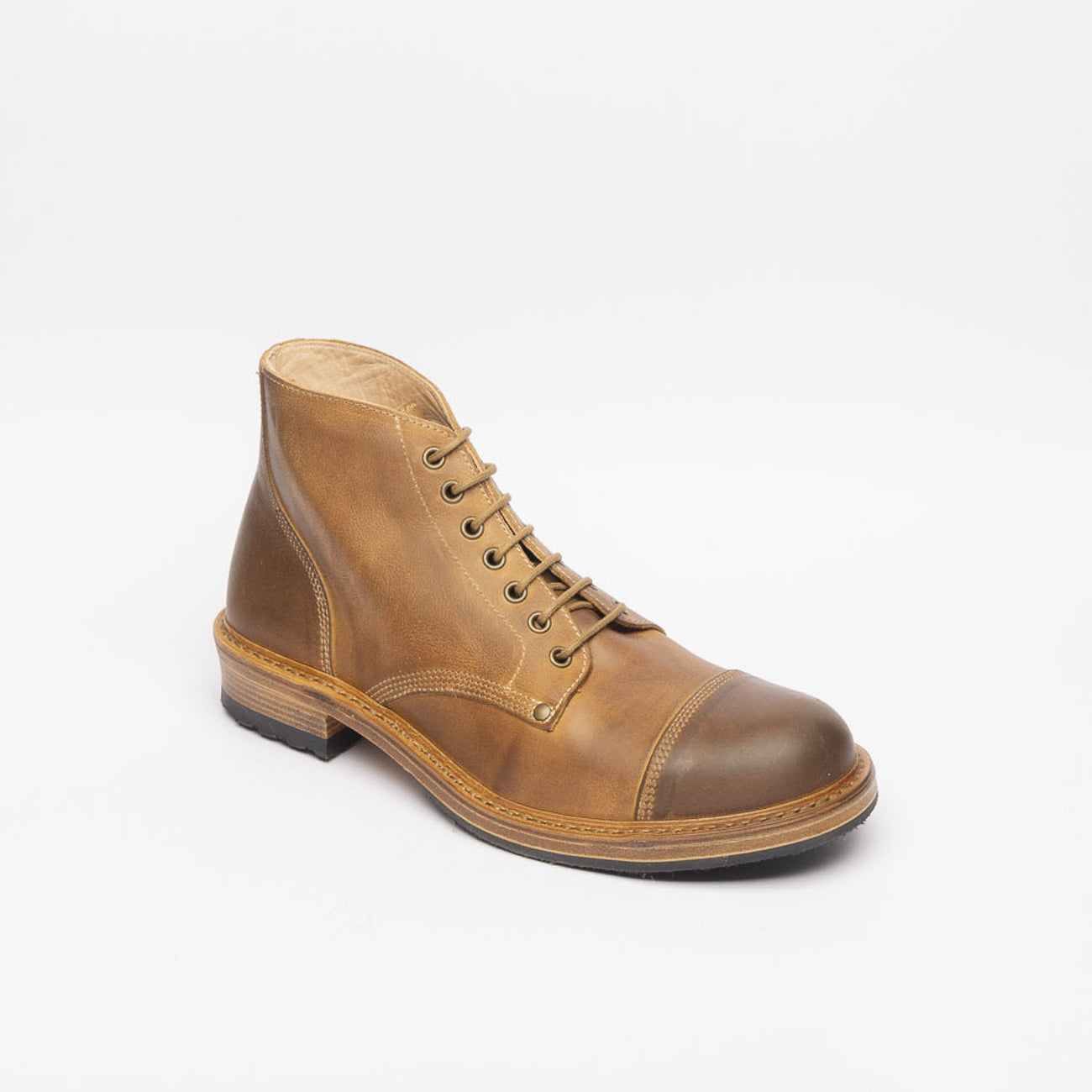 Chukka Astroflex Greenflex ankle boot in light brown suede