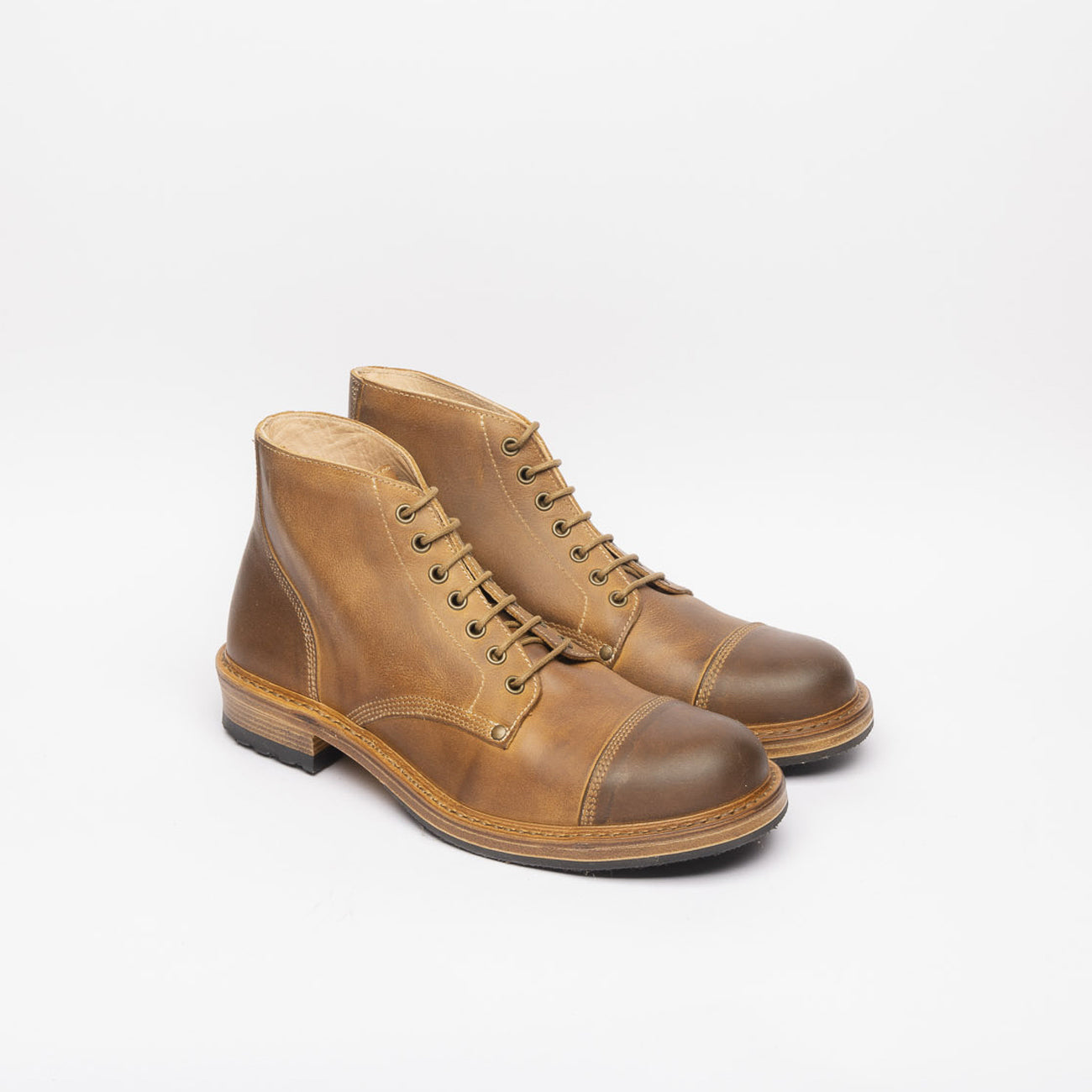 Chukka Astroflex Greenflex ankle boot in light brown suede