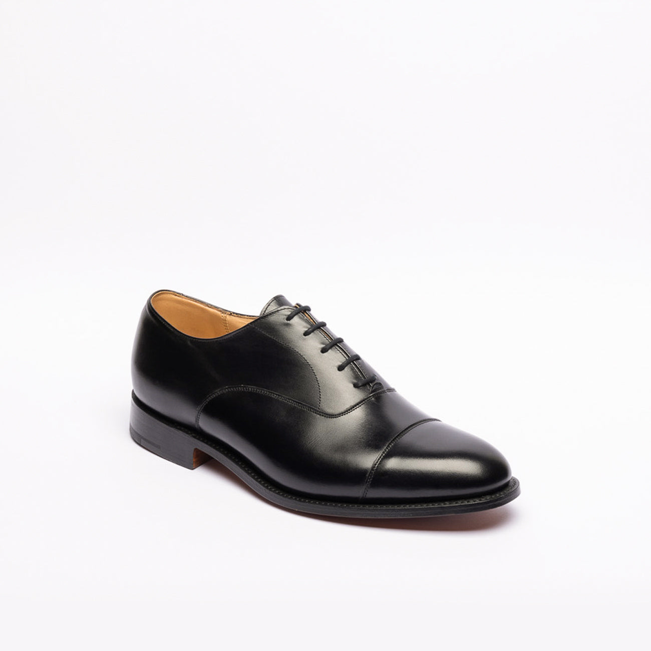 Stringata oxford Tricker's Boxgrove in pelle nera