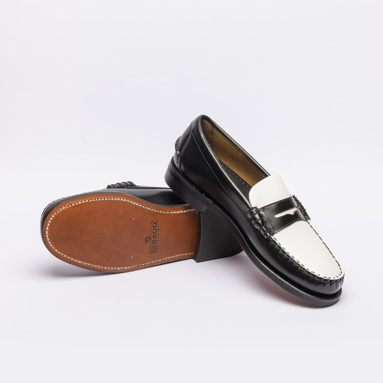 Mocassino penny Sebago Classic Dan in pelle nera e bianca