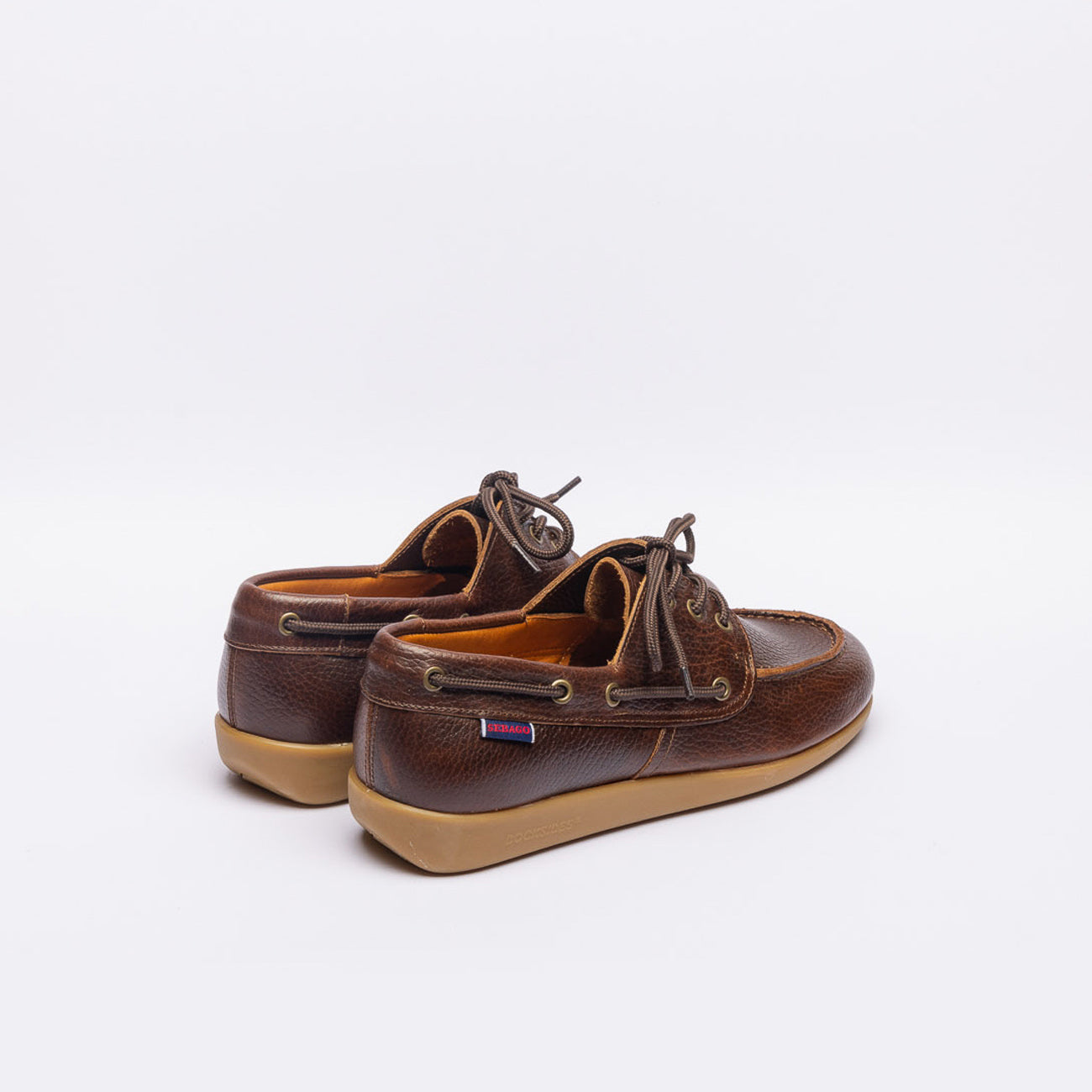 Stringata derby Sebago Gary Jobson in pelle martellata marrone