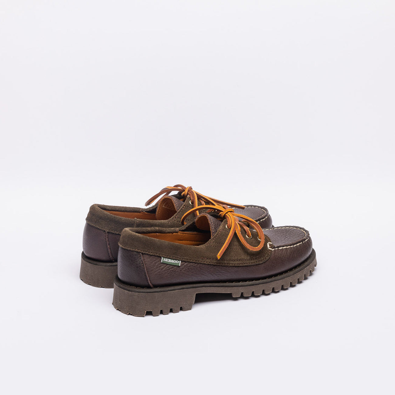 Stringata derby Sebago Askook Lug Suede in pelle e camoscio marrone