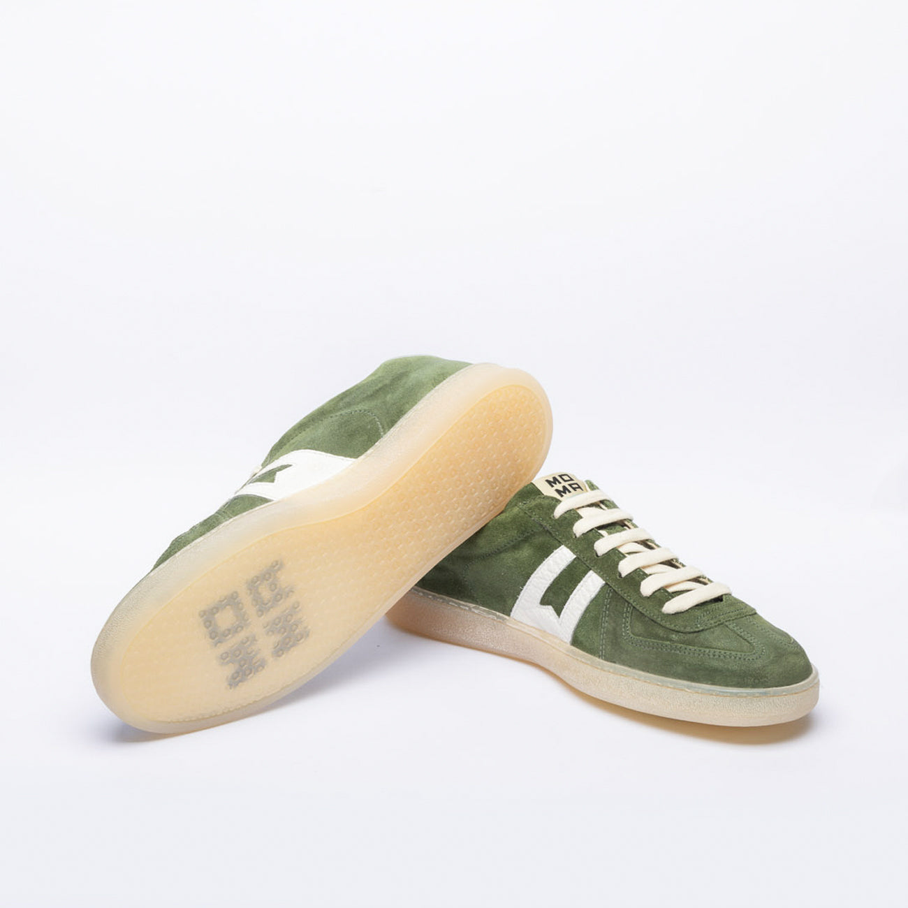 Sneaker Moma Vulcano in camoscio verde e logo bianco