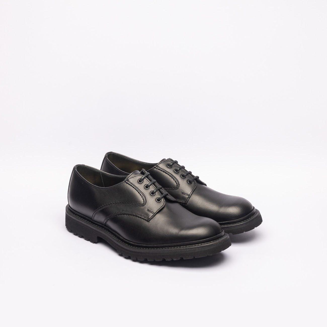 Stringata derby Tricker's Bradley in pelle nera