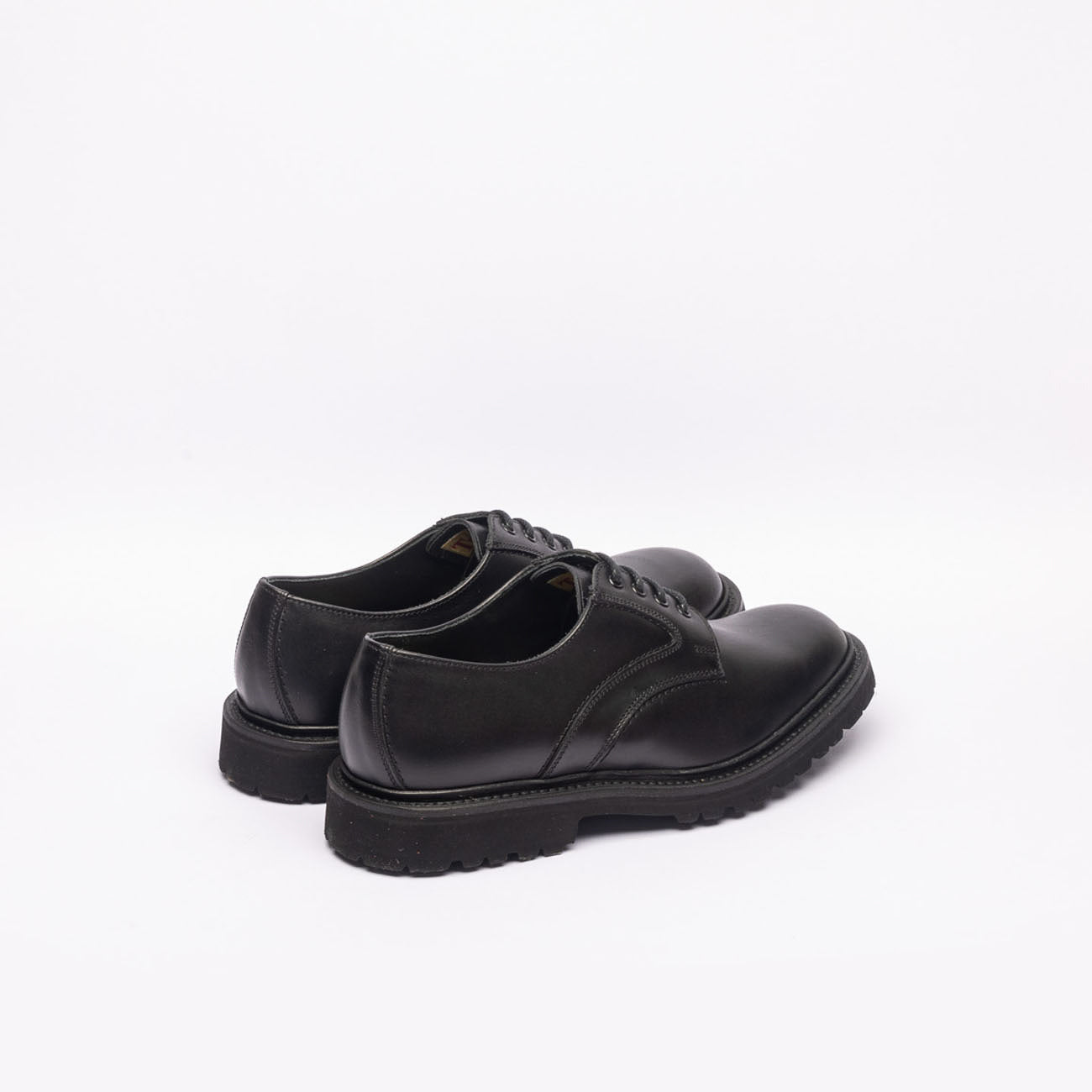 Stringata derby Tricker's Bradley in pelle nera