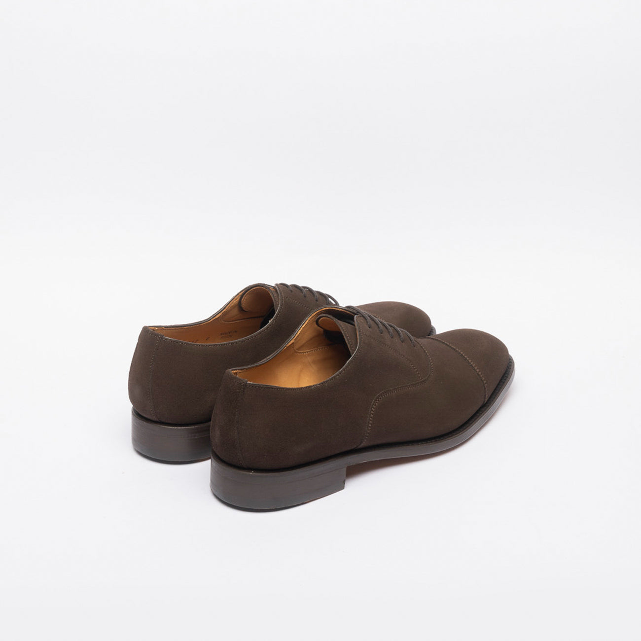 Stringata oxford Berwick 5217 in camoscio marrone