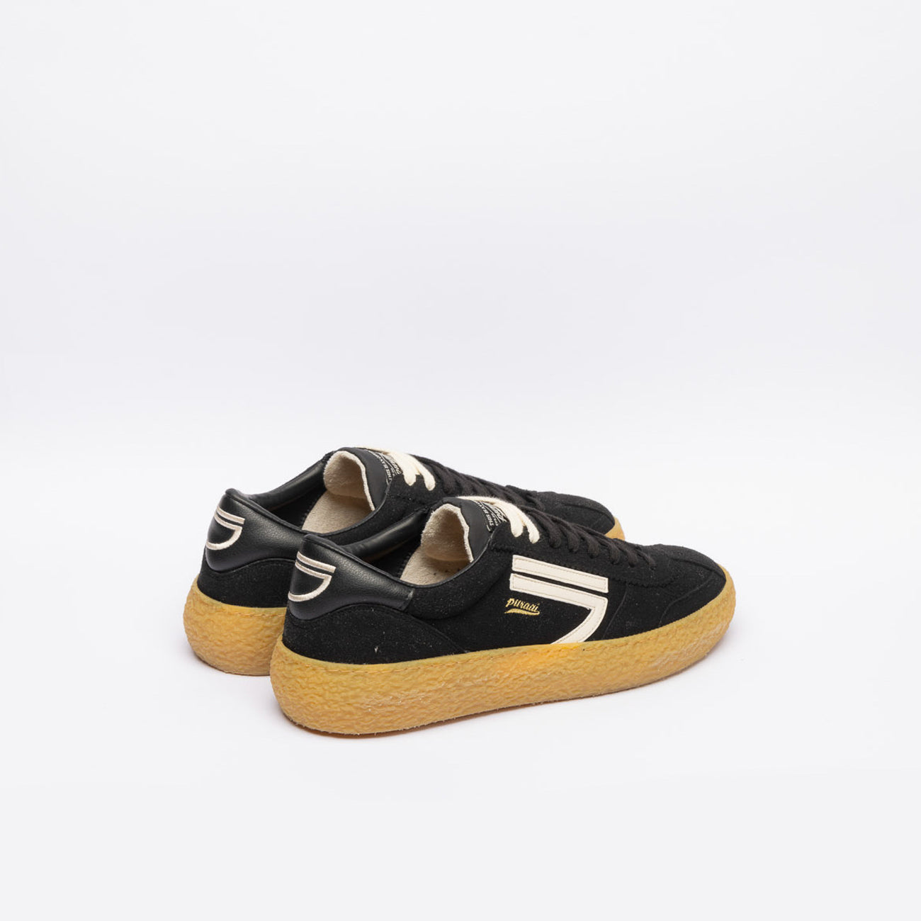 Sneaker eco-friendly Puraai Furia in camoscio nero