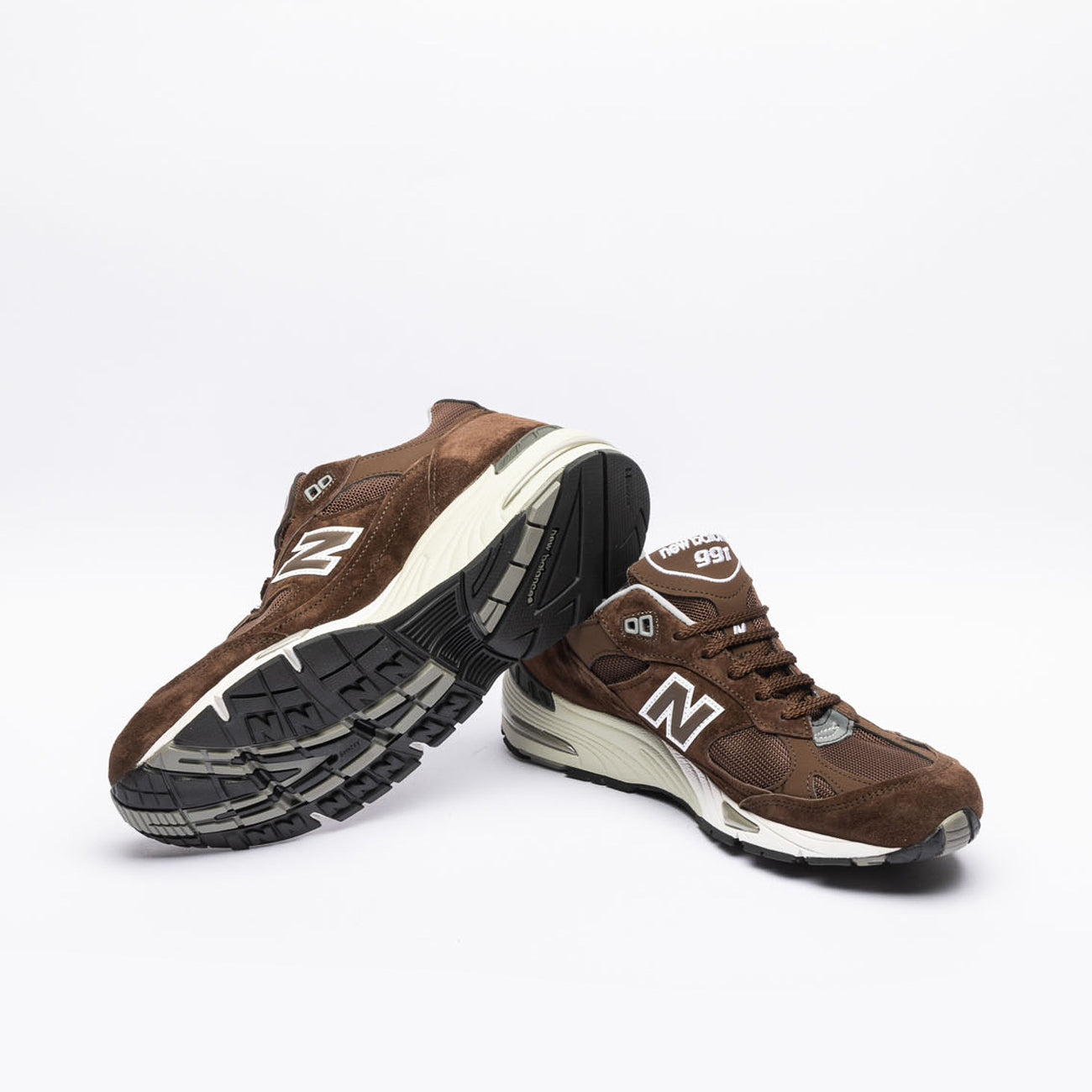 Sneaker New Balance 991v1 in camoscio marrone