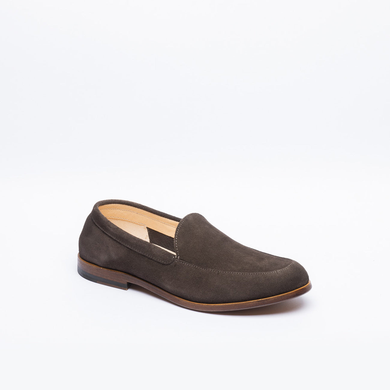 Mocassino slip-on Astorflex Lobbyflex in camoscio marrone