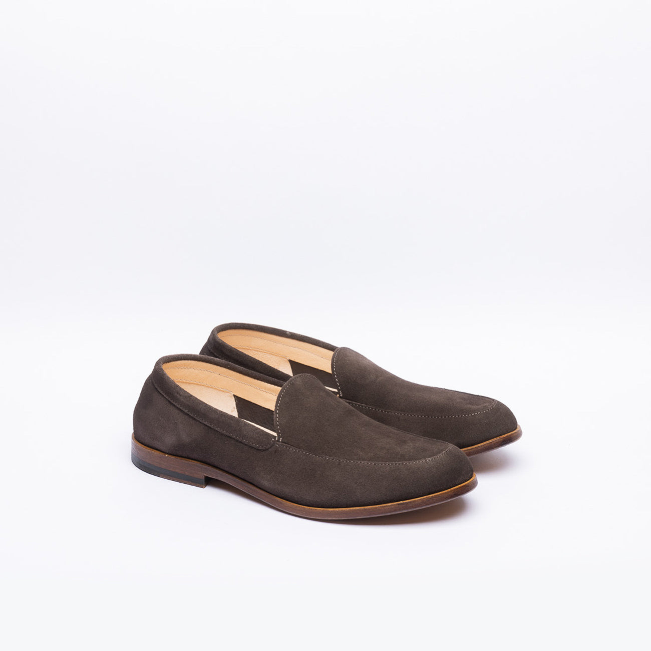 Mocassino slip-on Astorflex Lobbyflex in camoscio marrone