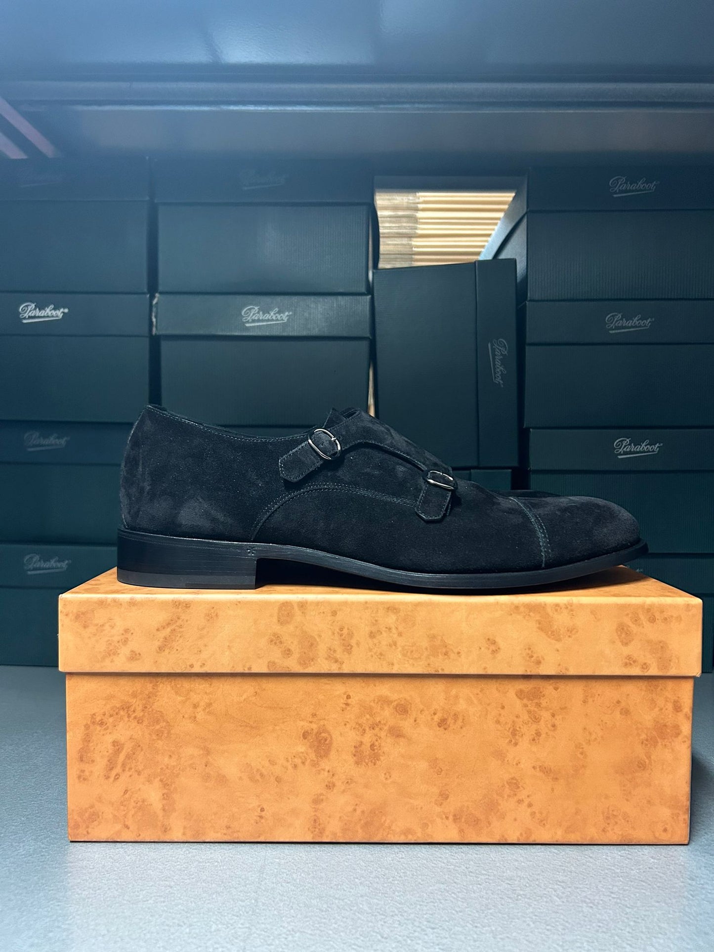 Doppia fibbia Barrett 232u007 in camoscio nero