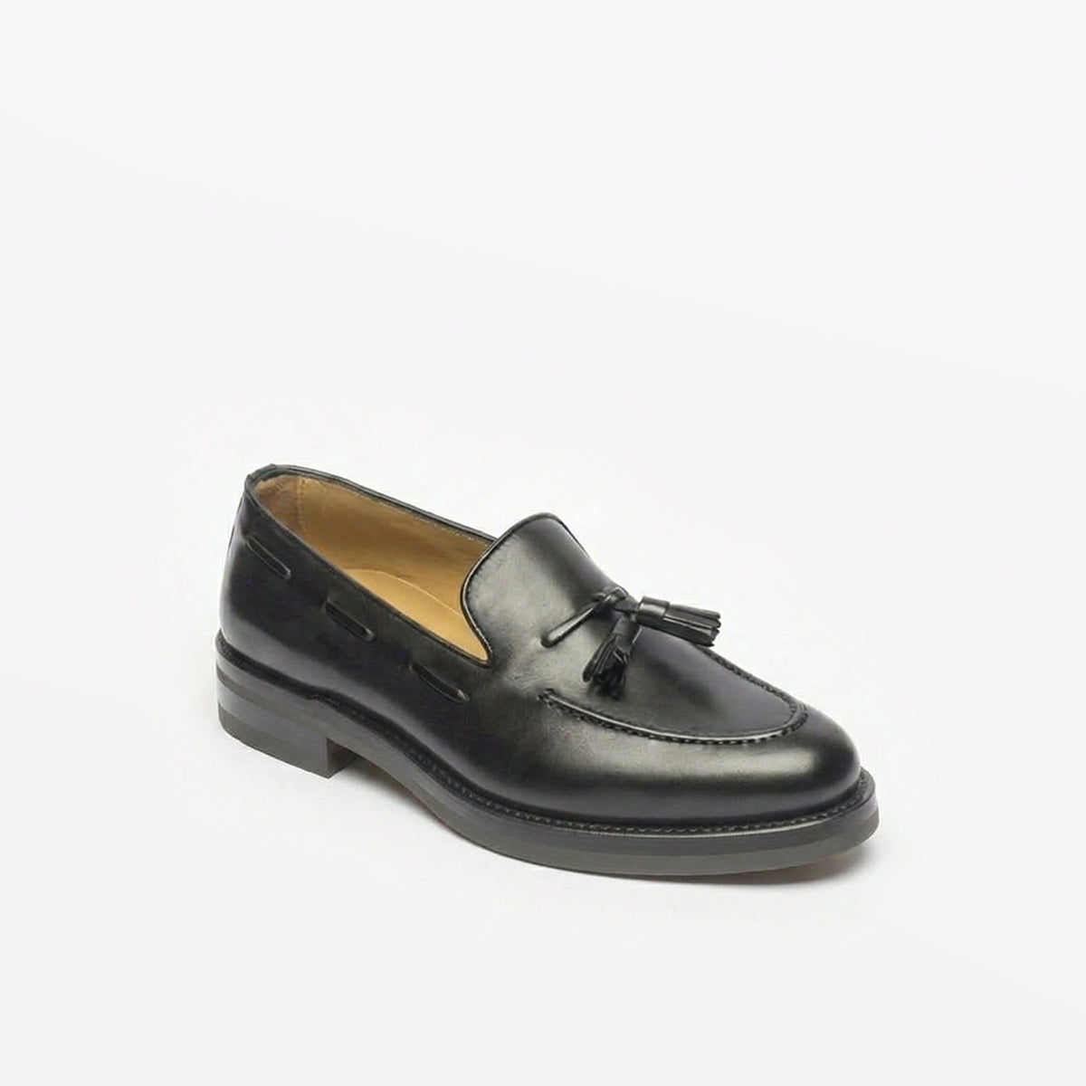 Mocassino con nappine Borghini GB03 in pelle nera (suola in Gomma)