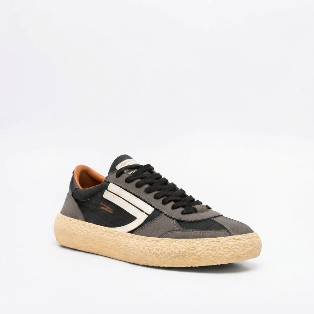 Sneaker eco-friendly Puraai Daiquiri in camoscio grigio e tessuto nero
