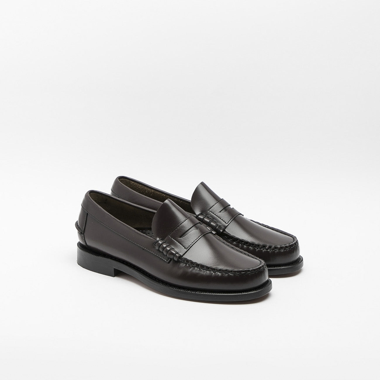 Sebago cheap classic loafer