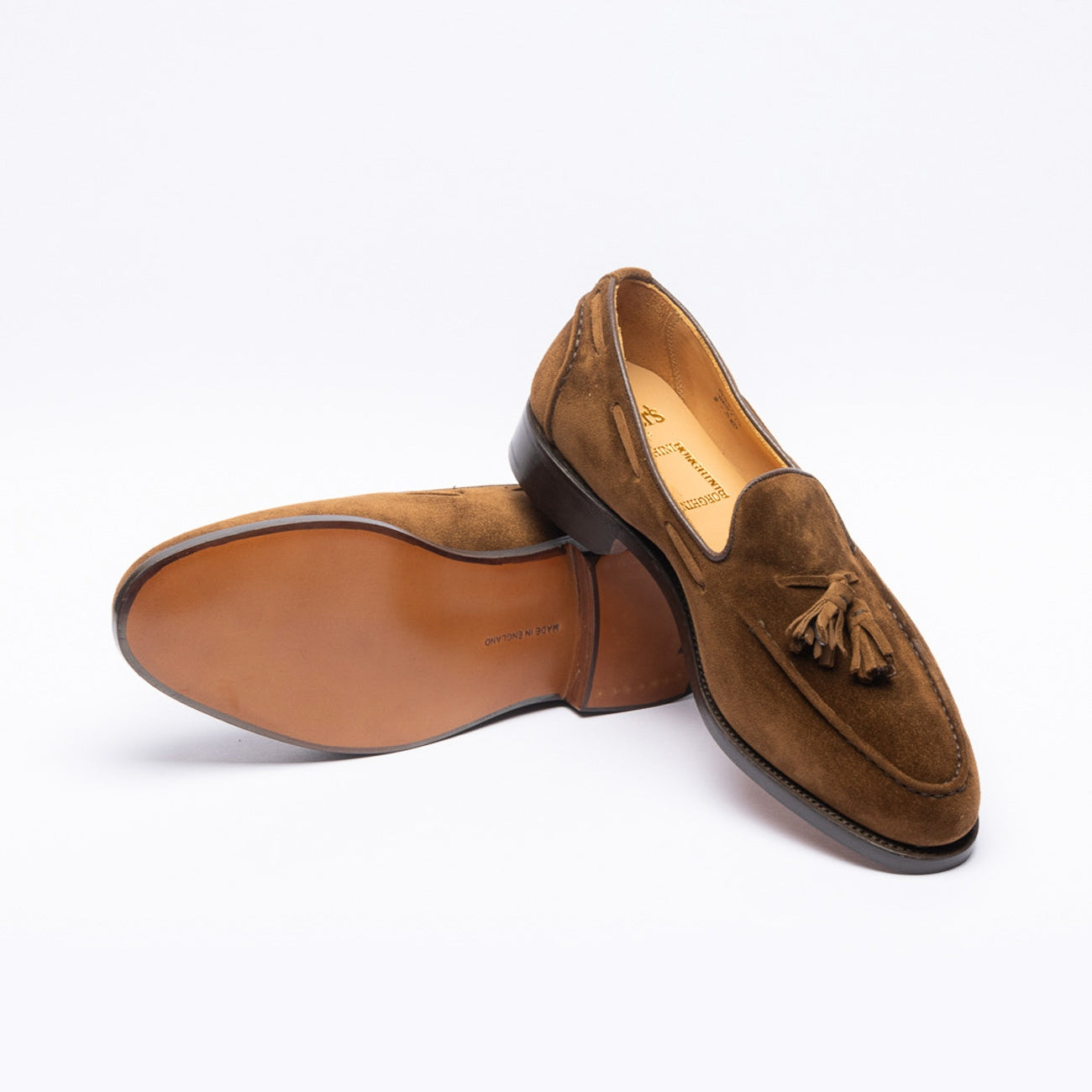 Mocassino Tricker's Chelsea in camoscio tabacco con nappine