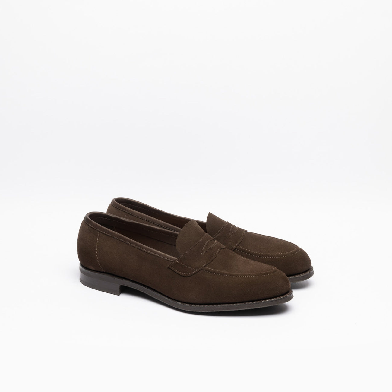 Mocassino Edward Green Ventnor in camoscio mocca E184 suola scura