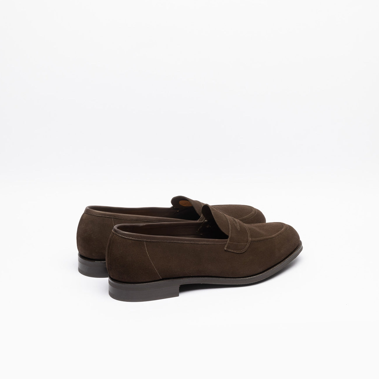 Mocassino Edward Green Ventnor in camoscio mocca E184 suola scura