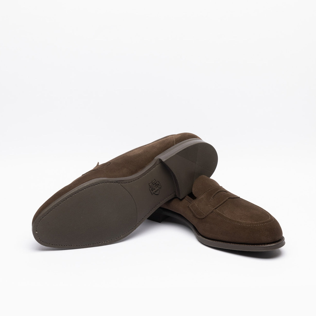 Mocassino Edward Green Ventnor in camoscio mocca E184 suola scura