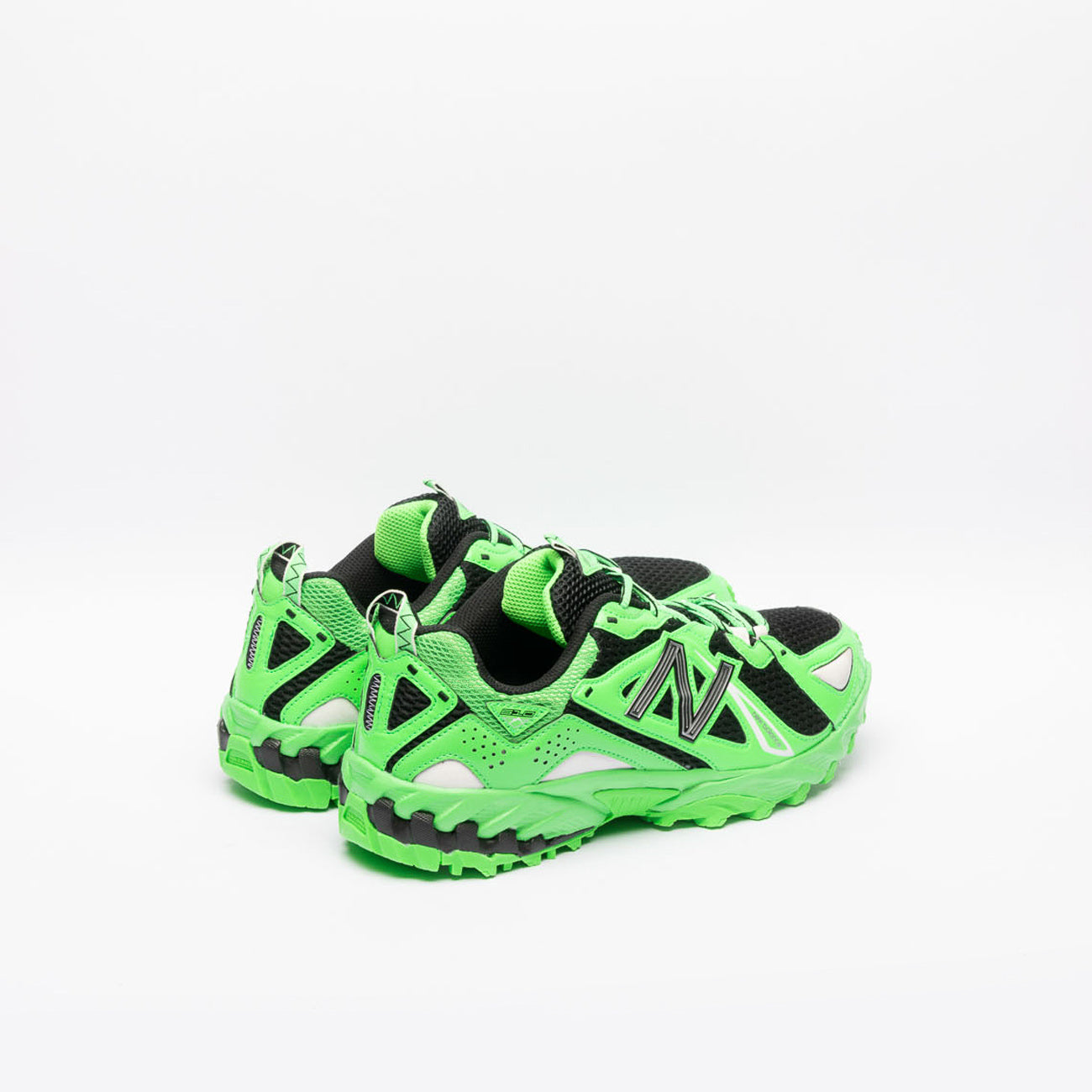 Sneaker fashion running New Balance 610v1 in pelle verde